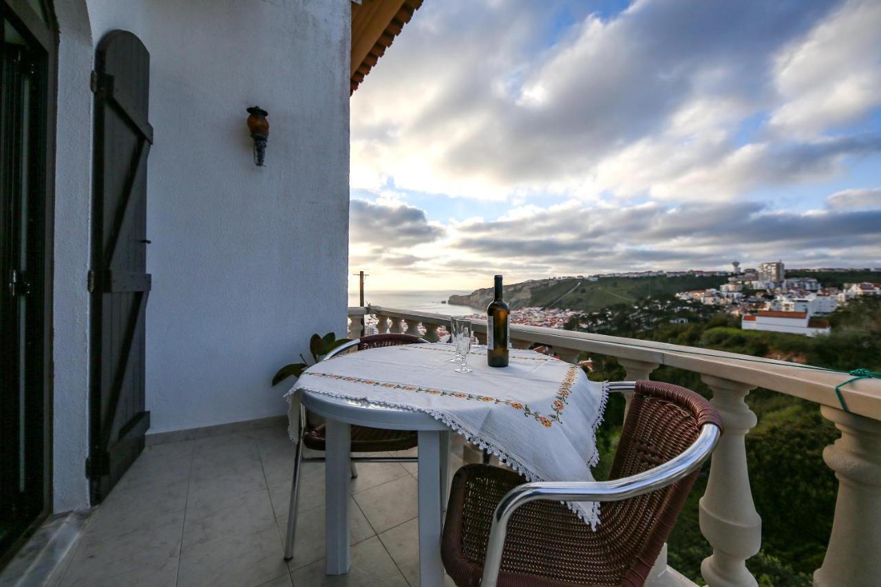 Quartos Da Tia Laura Nazare Bagian luar foto